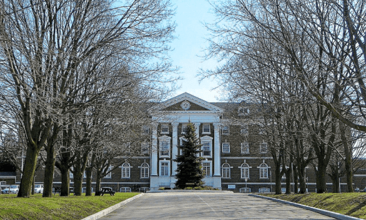 PICKERING COLLEGE / Ньюмаркет (Канада)
