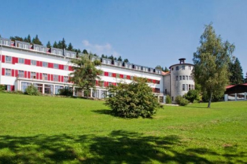 Школа Gymnasium Lindenberg mit Humboldt-Internat